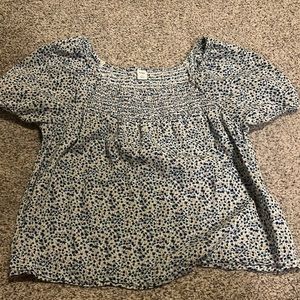 Old Navy top